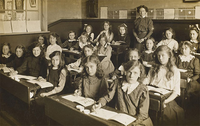 Victorian classroom rows